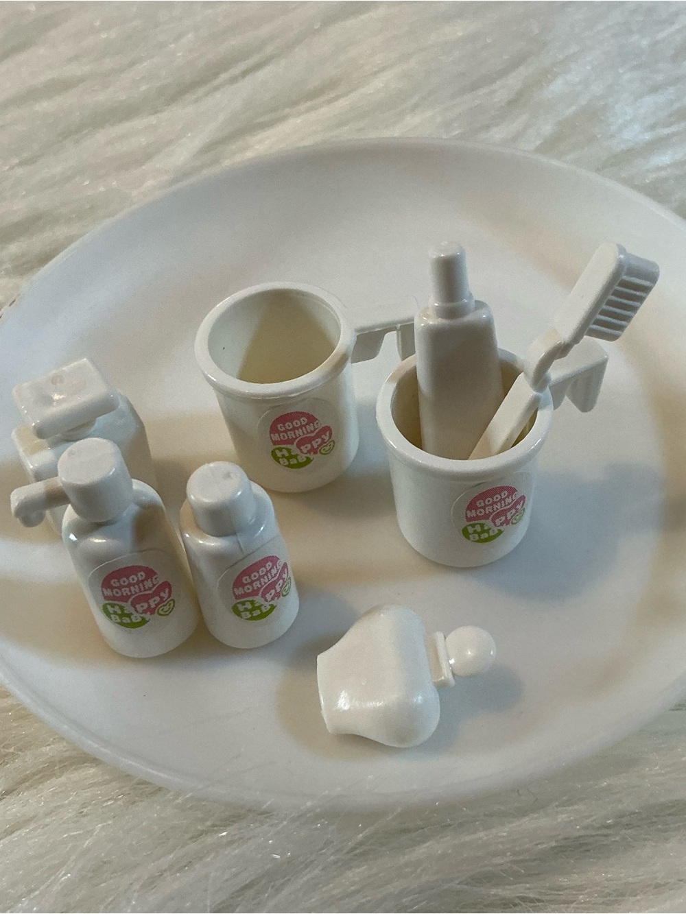8pc minature bath accessories for dollhouse